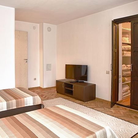 Pepi Guest House ヴェリコ・タルノヴォ エクステリア 写真